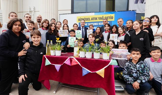 “Atık Yağını Getir, Suyunu Kurtar” kampanyasına Manisalılar yoğun ilgi gösterdi!