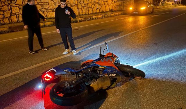 Genç motosikletli kaza kurbanı!