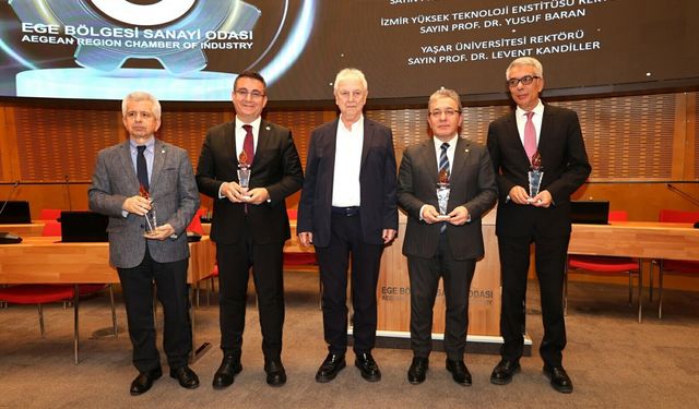 EBSO'dan İEÜ'ye 5 ödül