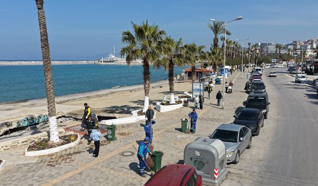 Kuşadası'nda bayram öncesi yoğun mesai!