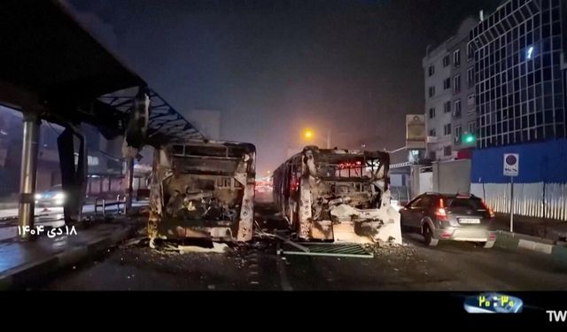 İran medyası: Tahran'da patlama sesleri duyuldu