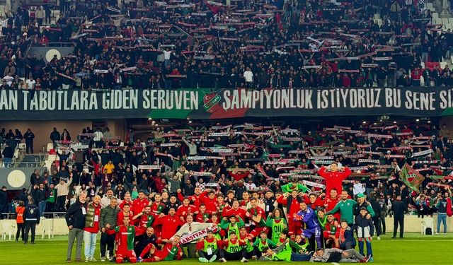 Karşıyaka’dan Altay’a “Küçücüğüm” göndermesi!