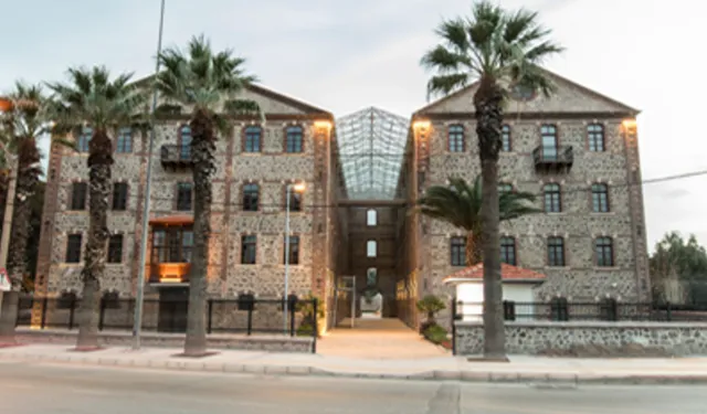 AK Parti’nin teklifine CHP’den yanıt: Tahliyeyi durdurun mülkiyet davası dışındaki davaları geri çekelim