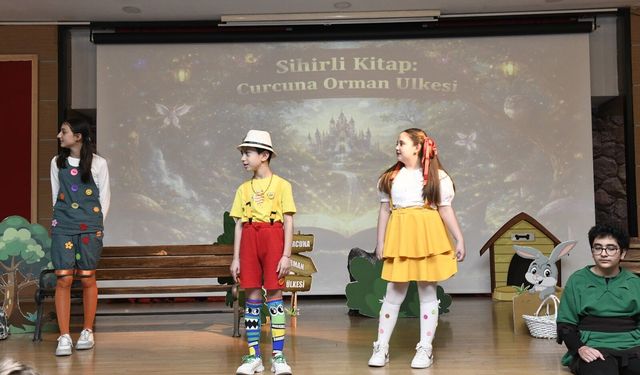 Çiğli’de Tiyatro Haftası coşkuyla tamamlandı