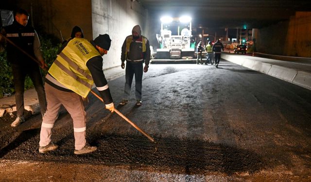 Bornova’da asfalt mesaisi!