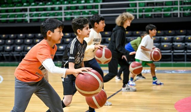 Potada gelecek var: Bornova’da çocuklar sporla büyüyor
