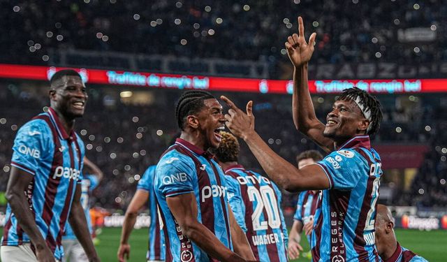 Süper Lig'de zirve yarışı: Trabzonspor Galatasaray'ı 2 golle geçti