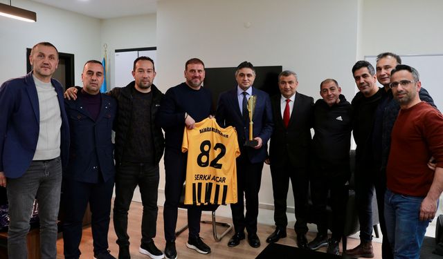 Aliağa Masterler’dan Başkan Serkan Acar’a ziyaret