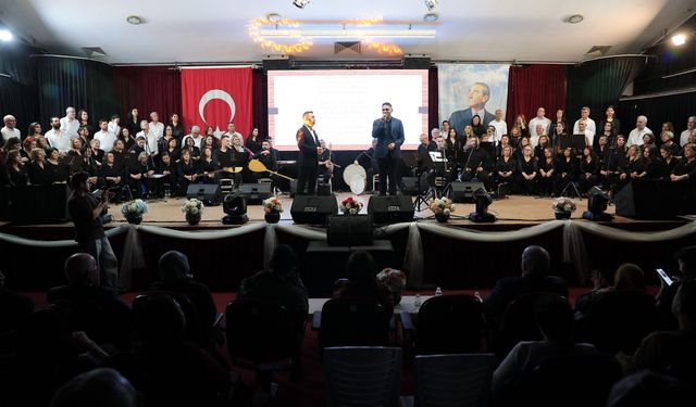 Aşık Veysel Türküleri Aliağa’da yankılandı