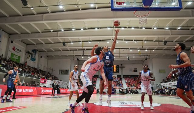 Anadolu Efes, Aliağa Petkimspor’u farklı geçti: 85-60