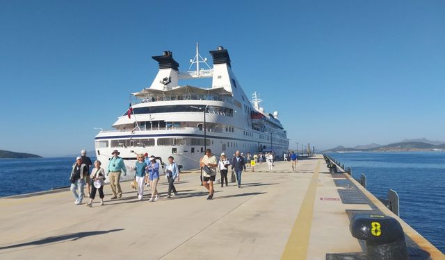 Kruvaziyer turizmi hareketlendi: Bodrum’a 274 turist geldi