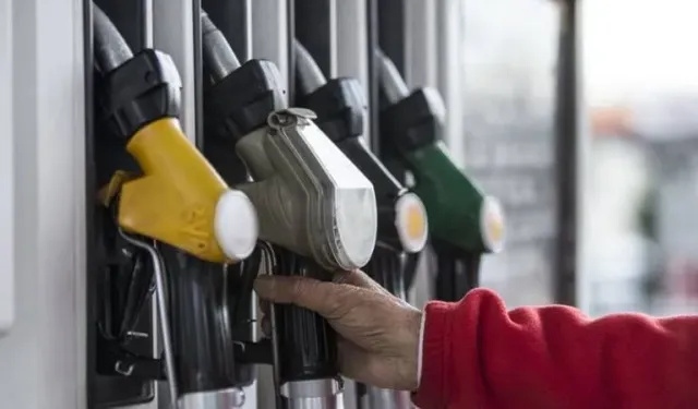 Gece yarısı bekleniyordu: Zam iptal edildi!