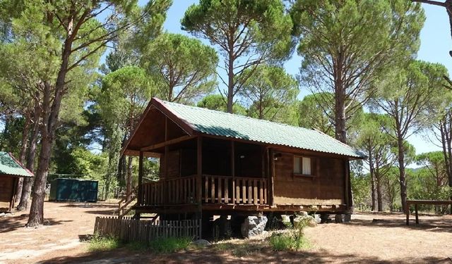 İzmir'de 'bungalov' çetesine baskın!