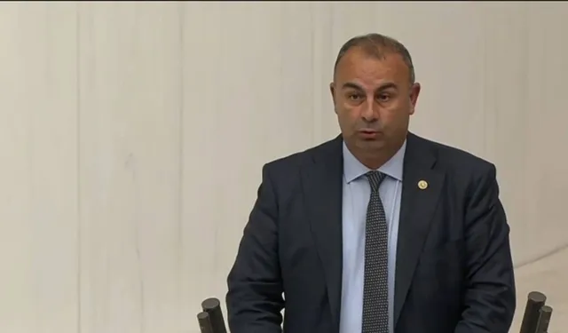 CHP'li Arslan’dan toplantıya katılmayanlara sitem: Zorla mı göreve geldiniz?