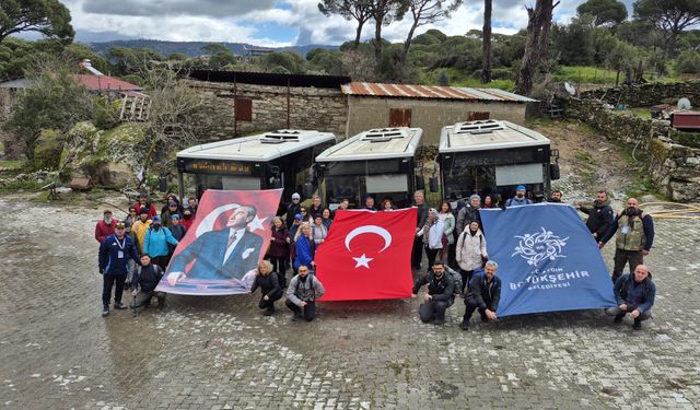Başkan Çerçioğlu doğaseverleri ve sporcuları trekking etkinliğinde buluşturdu