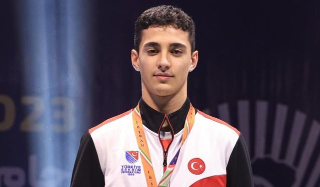 Milli eskrimci Yaman'dan altın madalya