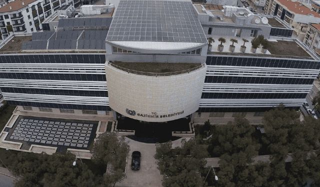 Gaziemir’de “Universe” yazılımı gündemi: Bağış mı, çıkar ilişkisi mi?