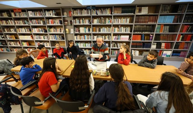 Selçuk'ta çocuklara kitap aşısı!