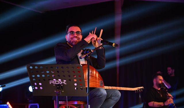 Manisa’da İsmail Altunsaray ile türkü dolu gece