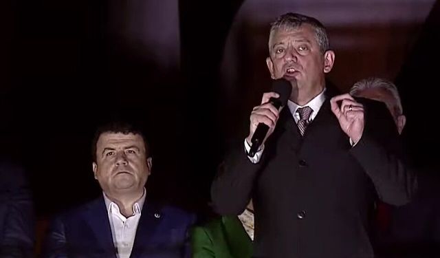 Özel'den Bursa'da Çerçioğlu'na gönderme: Bozbey, AK Parti’ye sığınmadığı için gözaltında!