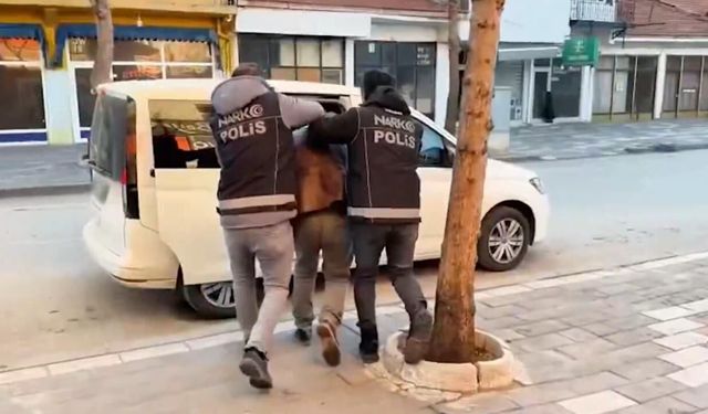 71 ilde uyuşturucu operasyonu: 373 kişi tutuklandı