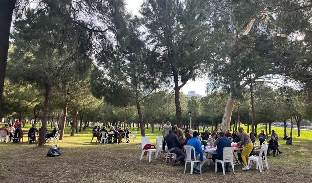 Meslek fabrikası direnişinde 6. gün... Nöbet çimlere taşındı!