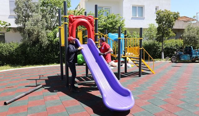 Menderes’te parklar yenileniyor