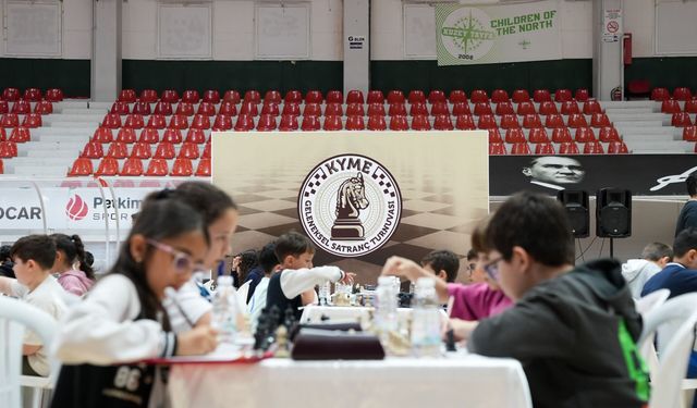 Satranç tutkunları Aliağa’da buluştu
