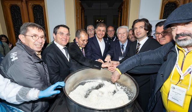 Tugay, mezunlarla pilav gününde buluştu!