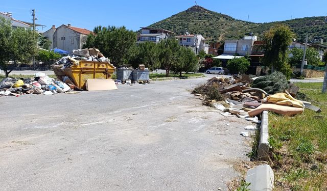 Muhtar belediyeye isyan etti: Yeni Foça tükendi!