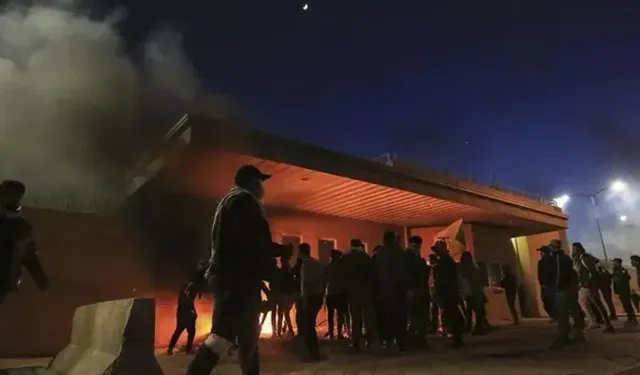 İran'da patlama: 14 devrim muhafızı öldü