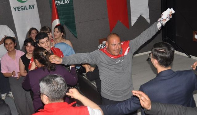Bayındır'da engelli öğrenciler için asker eğlencesi yapıldı