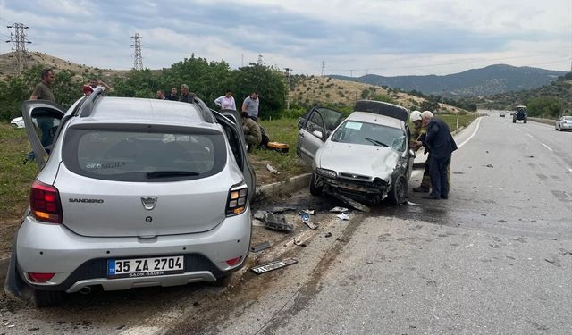 İzmir'de kaza: 2'si çocuk 8 yaralı!