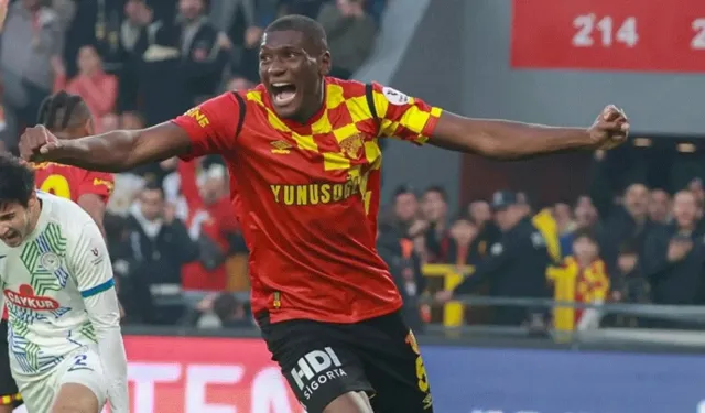 Göztepe'de Heliton ile yollar ayrıldı