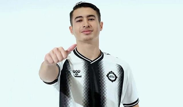 Altay'da Yunus Efe yolcu