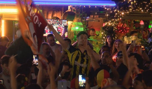 Galatasaray taraftarı İzmir’de sokaklara aktı