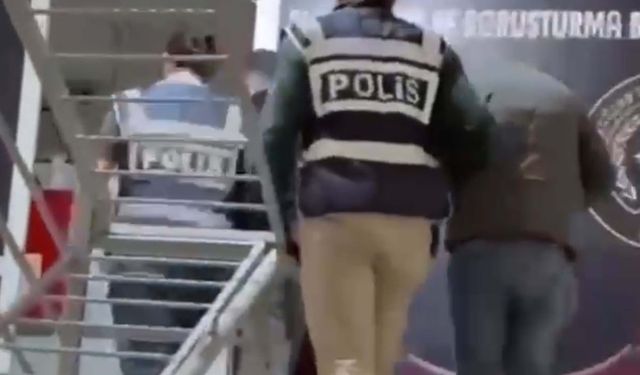 İzmir'de 'zehir' operasyonu: 3 gözaltı