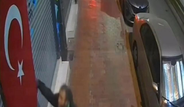 Türk bayrağını kepenkten söken kişiye adli kontrol!