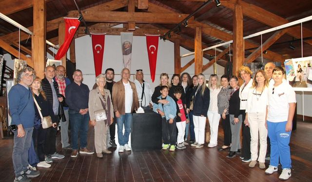 “Katmanlar / Hatıralar” Sergisi Selçuk Efes Kent Belleği’nde açıldı