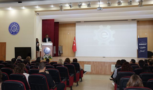Ege Moda Endüstrisi-Üniversite iş birliğinde yeni dönemin ilk adımı atıldı