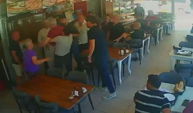 Restoran sahibinden hayat kurtaran müdahale!