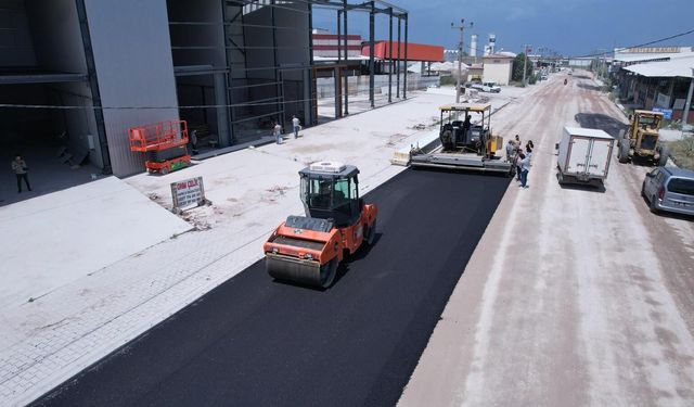 Turgutlu'da yol yenileme çalışmaları tam gaz
