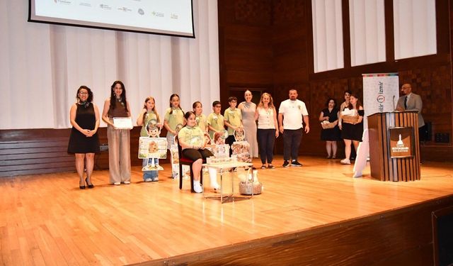 İzmir'de miniklerden iklim seferberliği