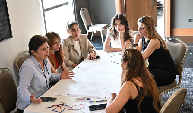 Manisa’da toplumsal cinsiyet eşitliği eğitimi düzenlendi