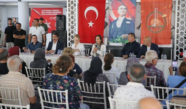 Başkan Ünsal, Cumhuriyet sakinleriyle bir araya geldi