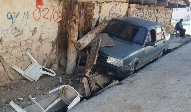 Bankta otururken çarpılmıştı: 67 yaşındaki adam hayatını kaybetti