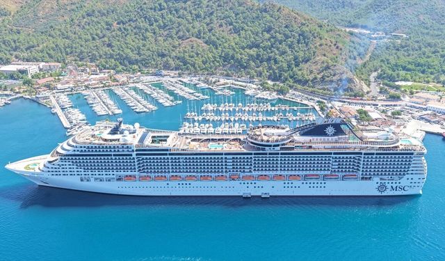 Marmaris’e dev turist akını