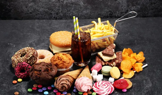 Obezite irade eksikliği değil, endüstriyel tuzak!