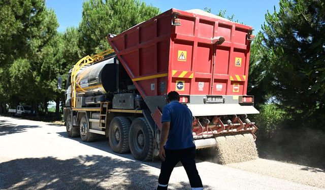 Manisa'da yol çalışmaları devam ediyor!