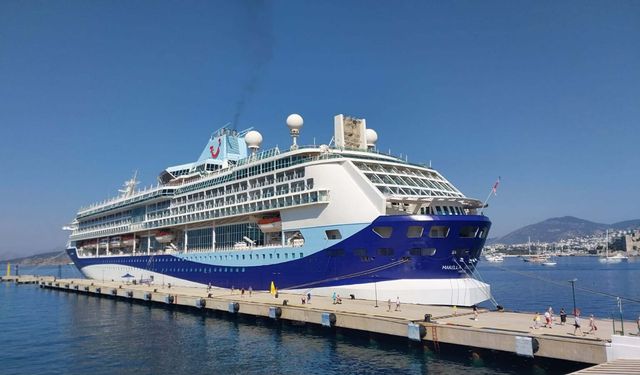 Bodrum’a kruvaziyerle 1790 turist geldi